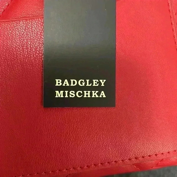Small, red, Badley Mischka with pear handle also with shoulder strap. - Picture 6 of 10